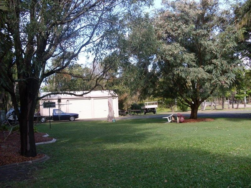 1 Carnoustie Crt, Victoria Point QLD 4165