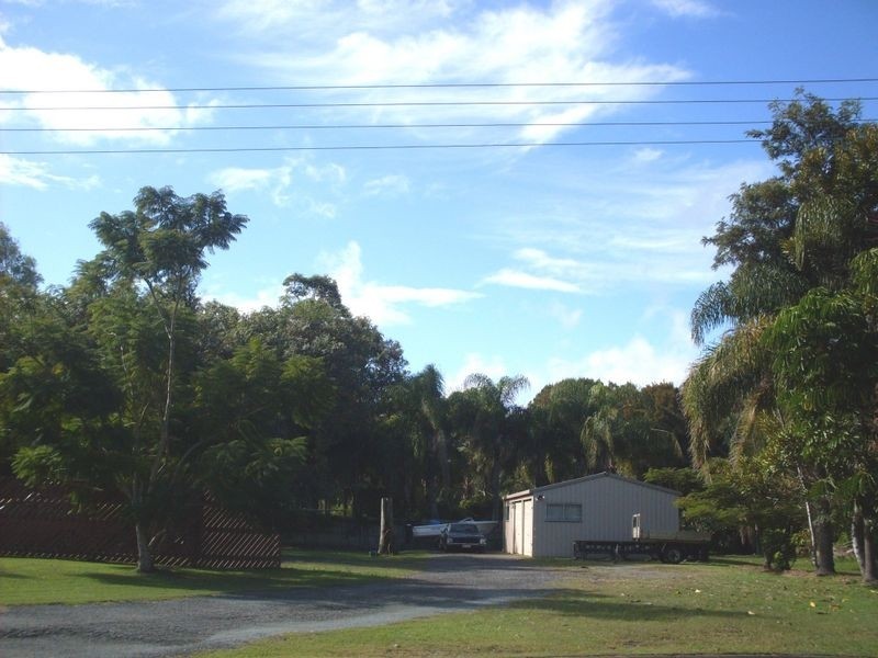 1 Carnoustie Crt, Victoria Point QLD 4165