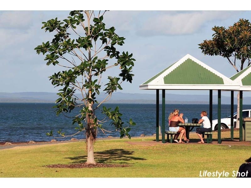 Frank Street, Thorneside QLD 4158