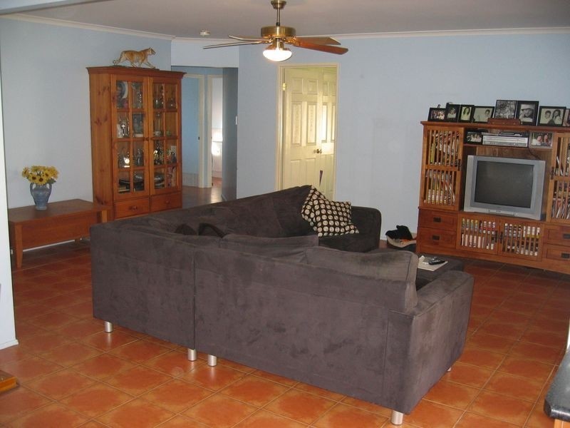 5 Currawong Street, Birkdale QLD 4159