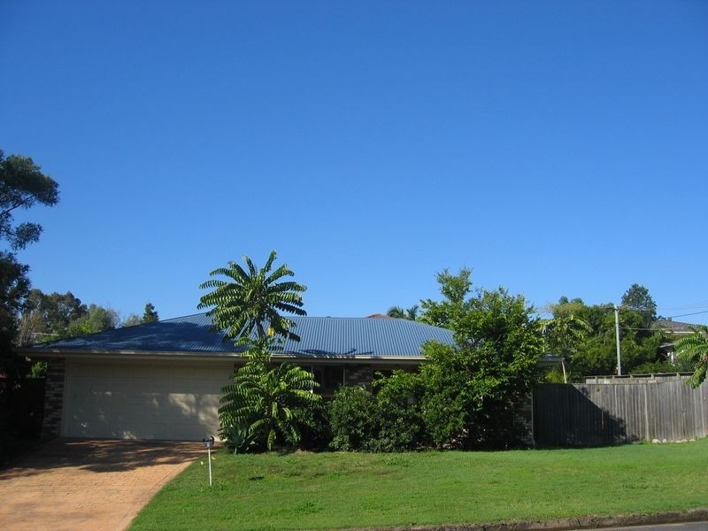 5 Currawong Street, Birkdale QLD 4159