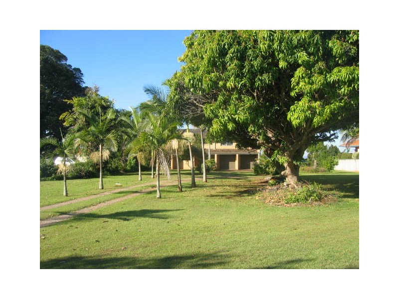 221 Main Rd, Wellington Point QLD 4160