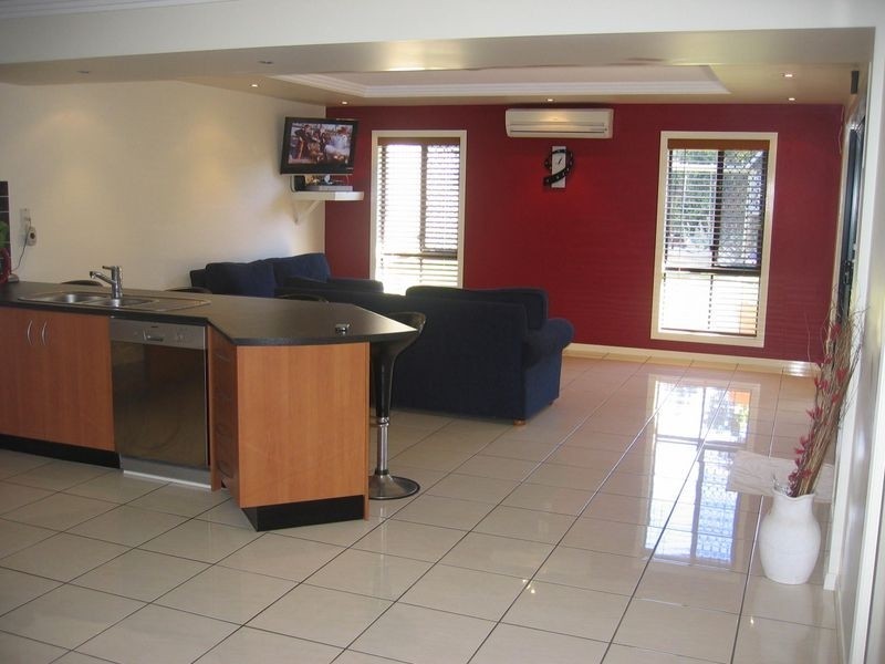 9 Carinya St, Cleveland QLD 4163