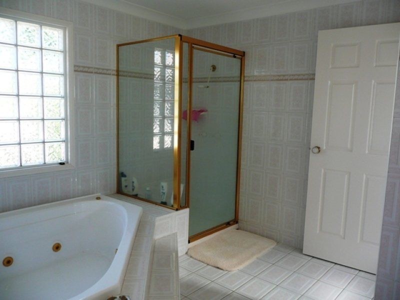 9 Adrian Street, Victoria Point QLD 4165