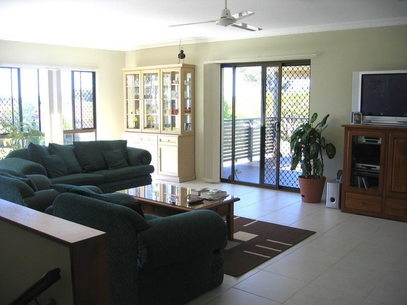 33 Plumer Street, Wellington Point QLD 4160