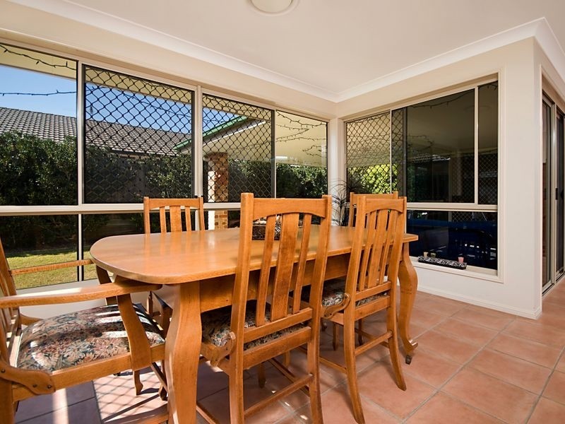 13 Thornlands Road, Thornlands QLD 4164