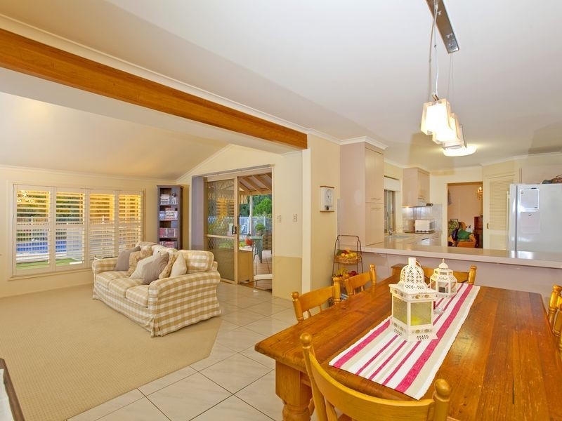 21 Catherine Street, Birkdale QLD 4159