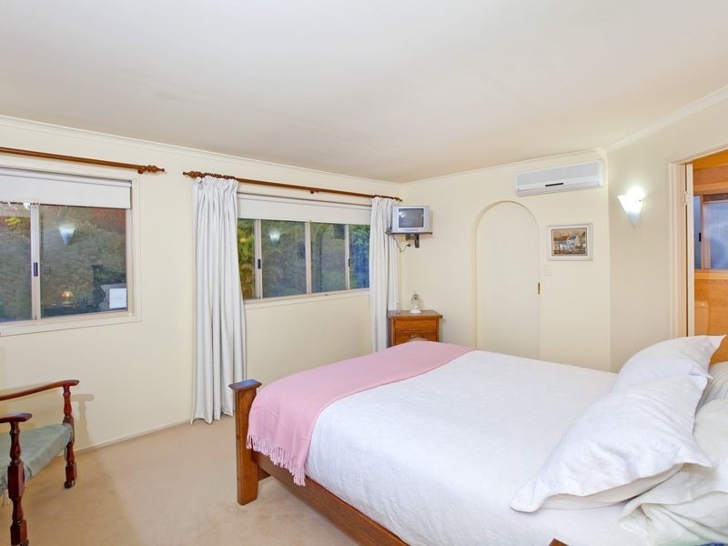 21 Catherine Street, Birkdale QLD 4159