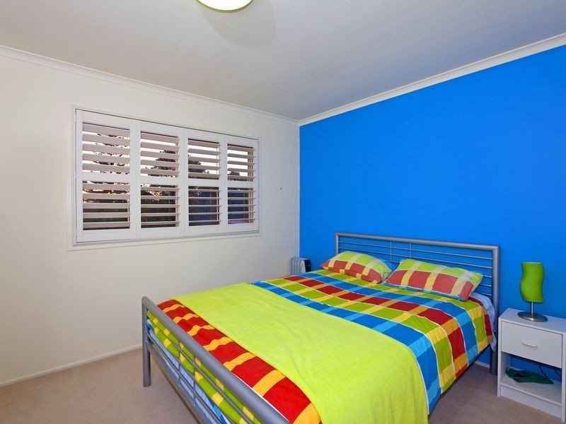 21 Catherine Street, Birkdale QLD 4159