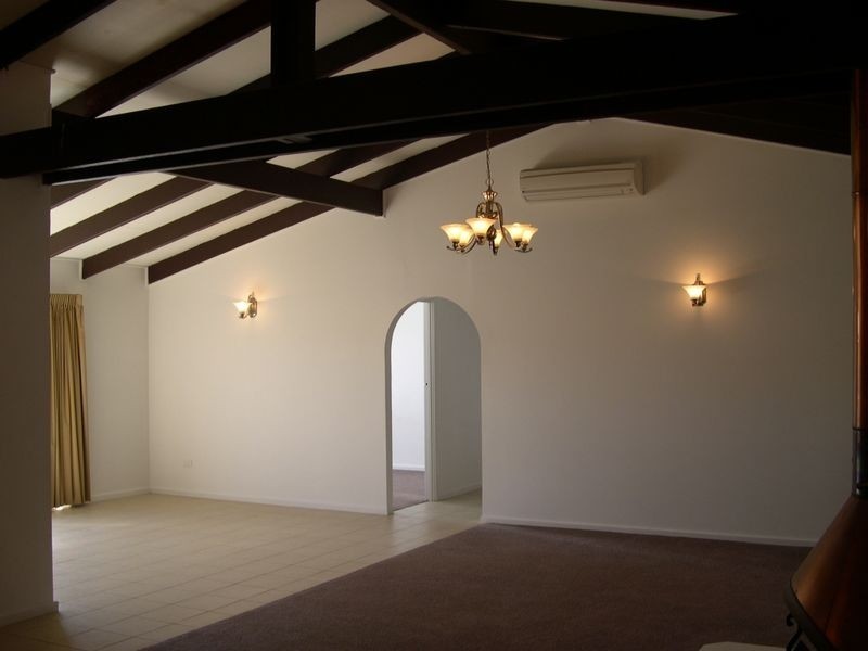 7 Lilly Lane, Birkdale QLD 4159