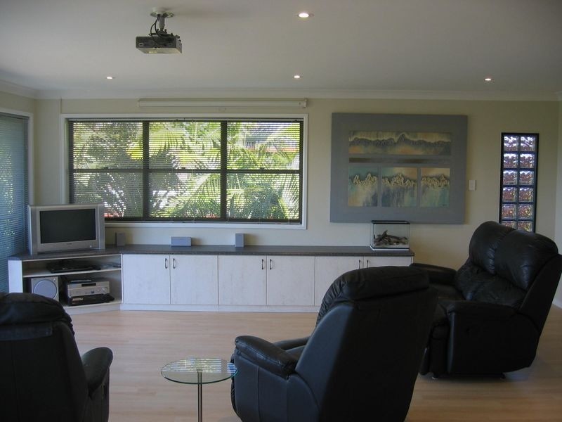 6 Tarina Street, Cleveland QLD 4163