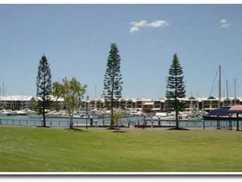 8/ Parkgrove St / Bailey Road, Birkdale QLD 4159