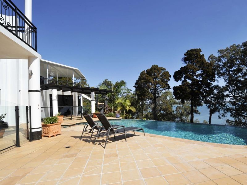 118 Main Road, Wellington Point QLD 4160