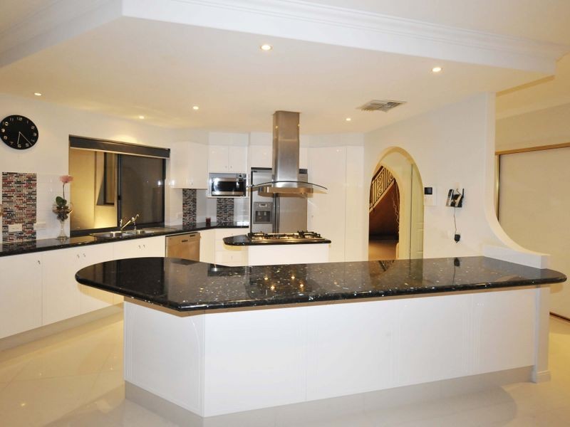 118 Main Road, Wellington Point QLD 4160