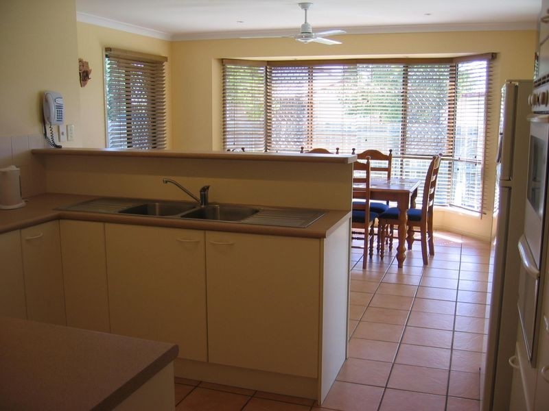 11 Laguna Cct, Tingalpa QLD 4173