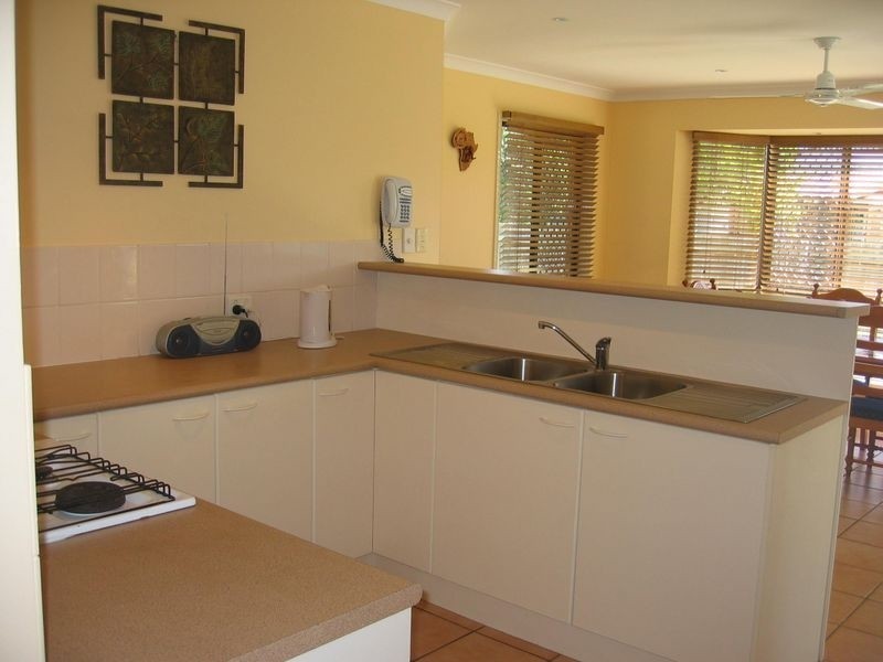 11 Laguna Cct, Tingalpa QLD 4173