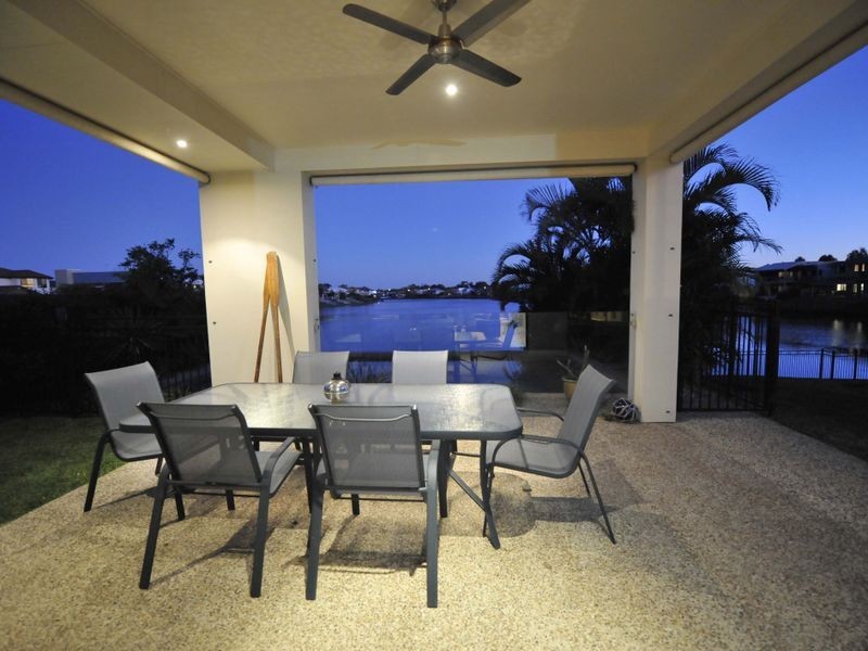 27 Allan Day Drive, Wellington Point QLD 4160