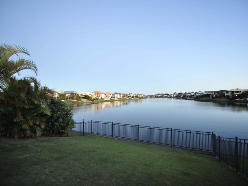 27 Allan Day Drive, Wellington Point QLD 4160