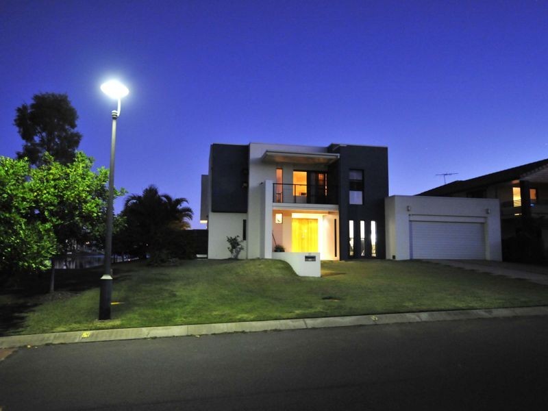 27 Allan Day Drive, Wellington Point QLD 4160