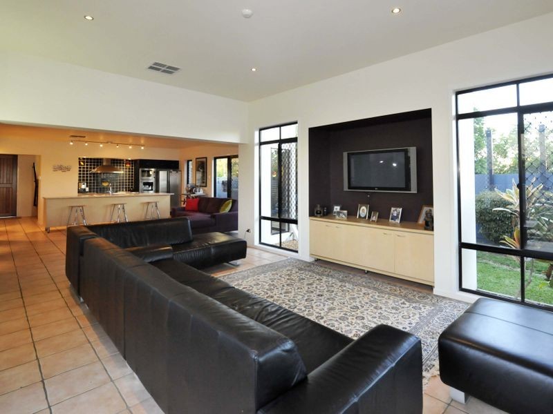 27 Allan Day Drive, Wellington Point QLD 4160