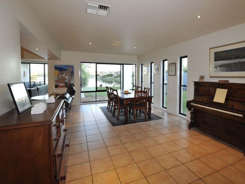 27 Allan Day Drive, Wellington Point QLD 4160