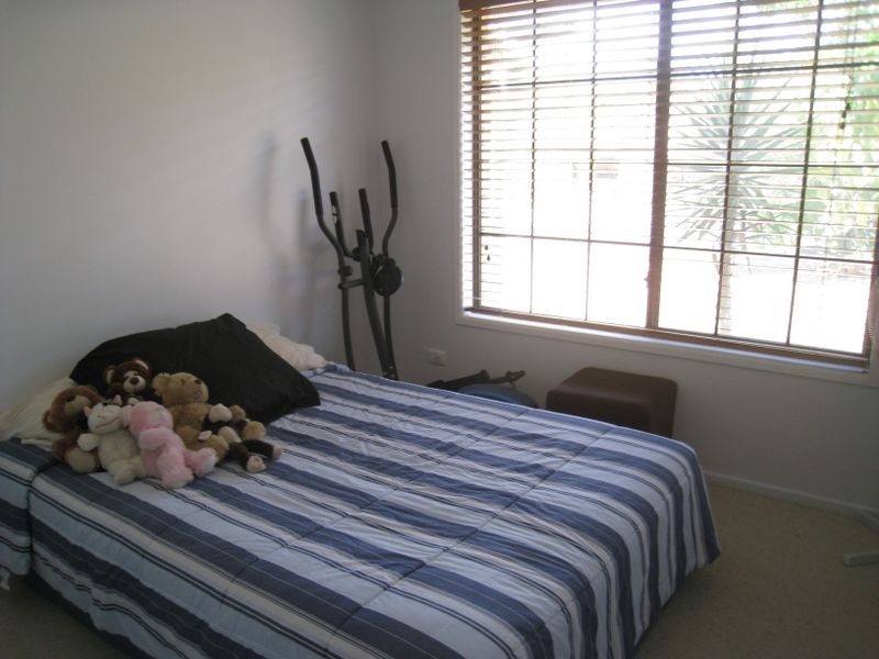 8 Jacaranda Road, Capalaba QLD 4157