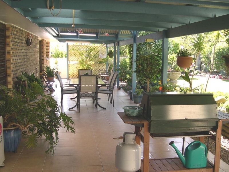20 Devonshire Dr, Alexandra Hills QLD 4161