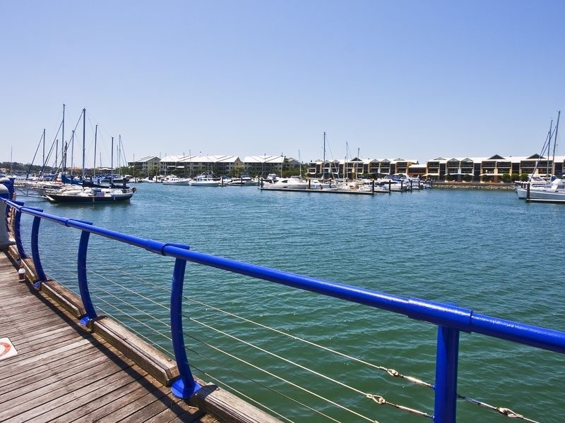 4/135 Shore Street West, Cleveland QLD 4163