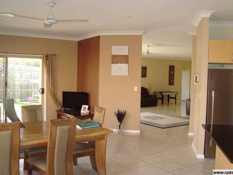 17 Bush Cherry Place, Thornlands QLD 4164