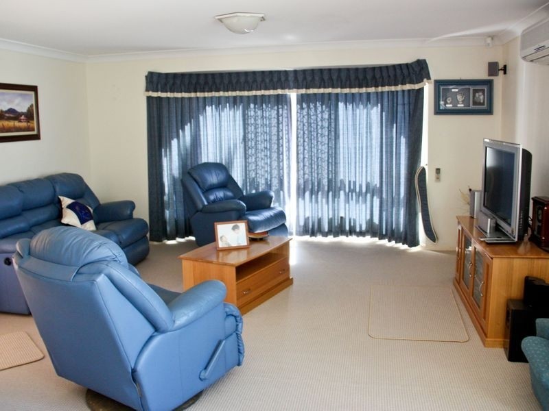 49 Leilani Drive, Birkdale QLD 4159