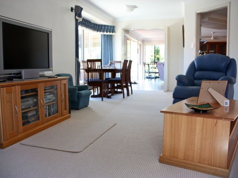 49 Leilani Drive, Birkdale QLD 4159