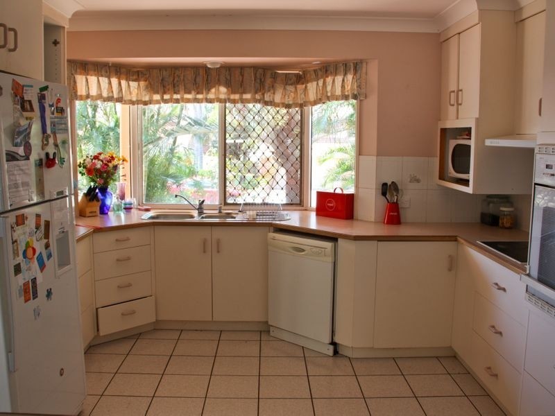 47 Spurs Drive, Wellington Point QLD 4160