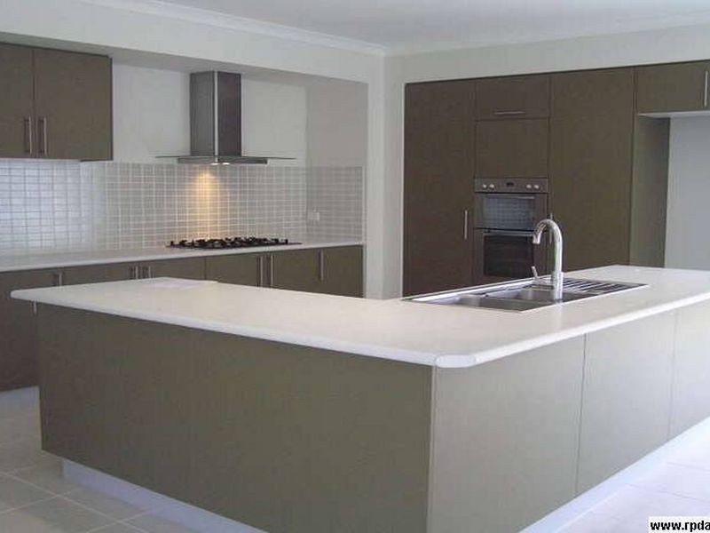 1 Creekwood St, Victoria Point QLD 4165