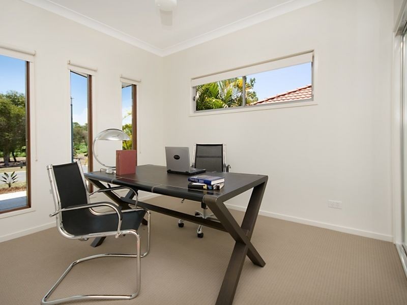 9 Lilly Lane, Birkdale QLD 4159