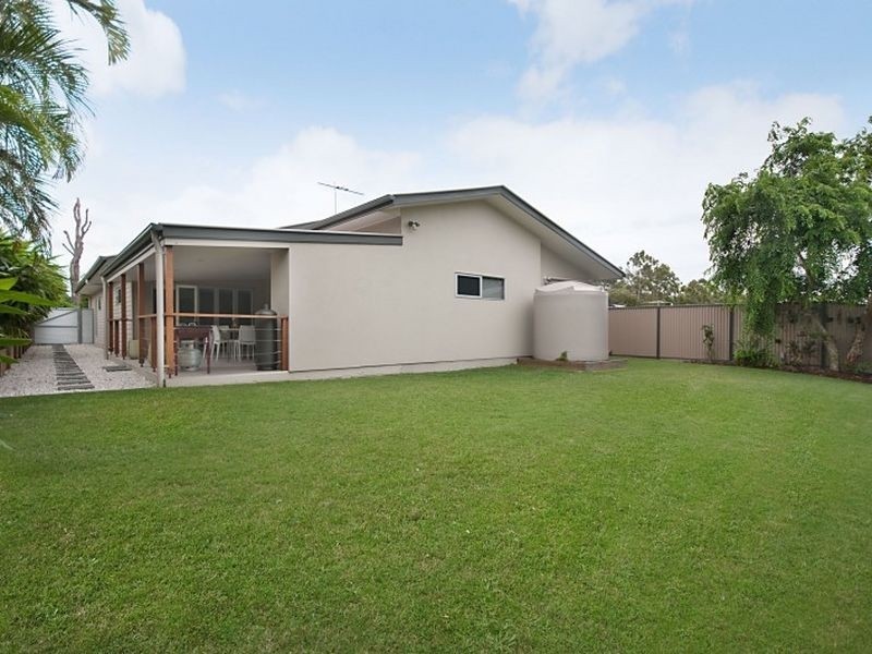 8 Lemongrove Road, Birkdale QLD 4159