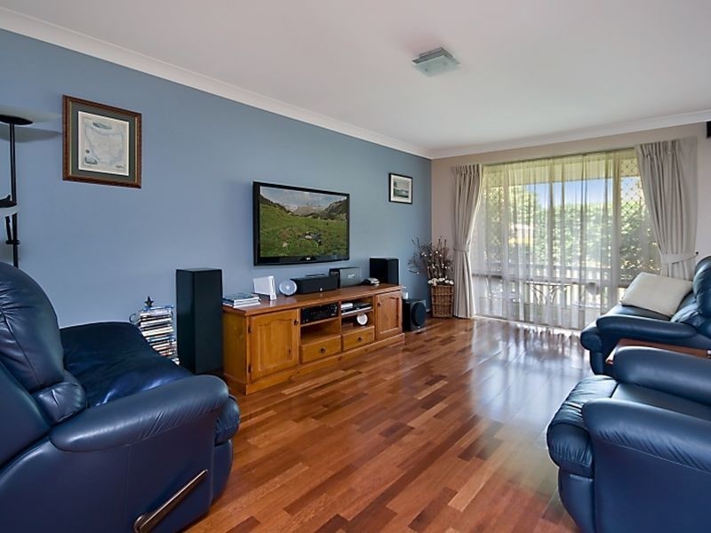 1 Villari Close, Belmont QLD 4153