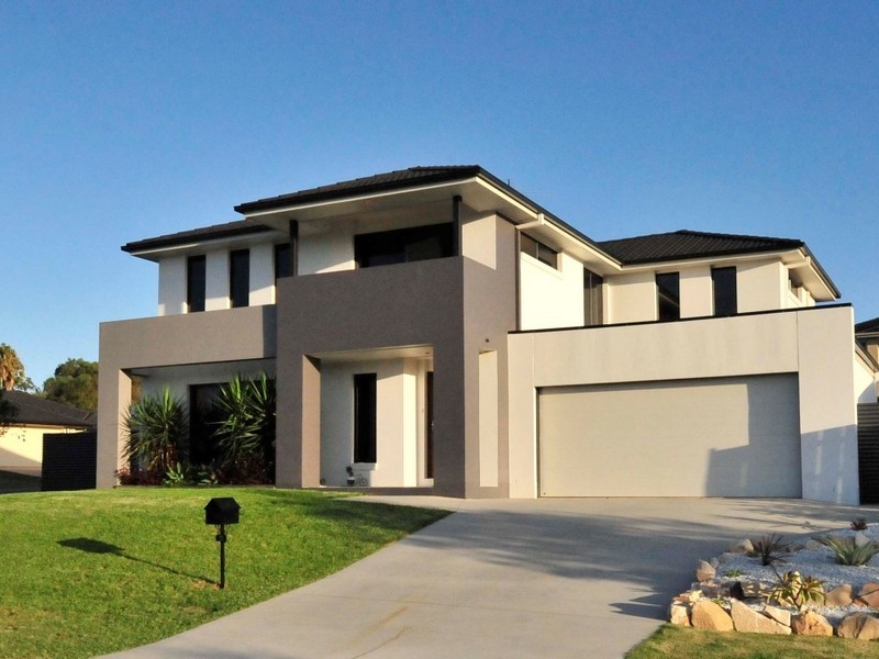 11 Ebony Crescent, Redland Bay QLD 4165