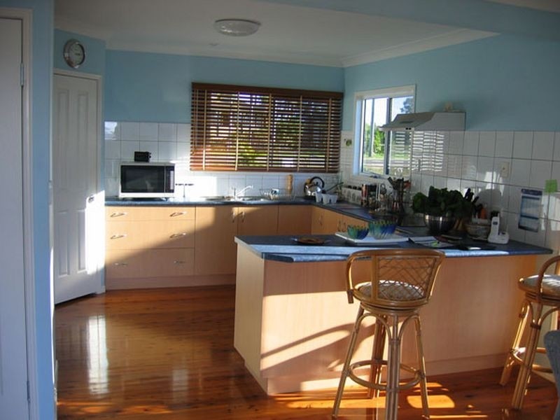 27 Bay Dr, Russell Island QLD 4184