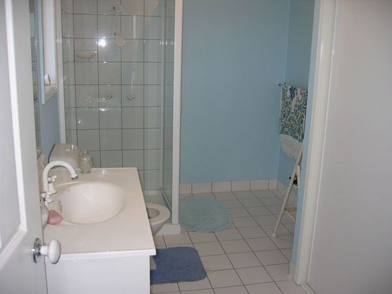 27 Bay Dr, Russell Island QLD 4184