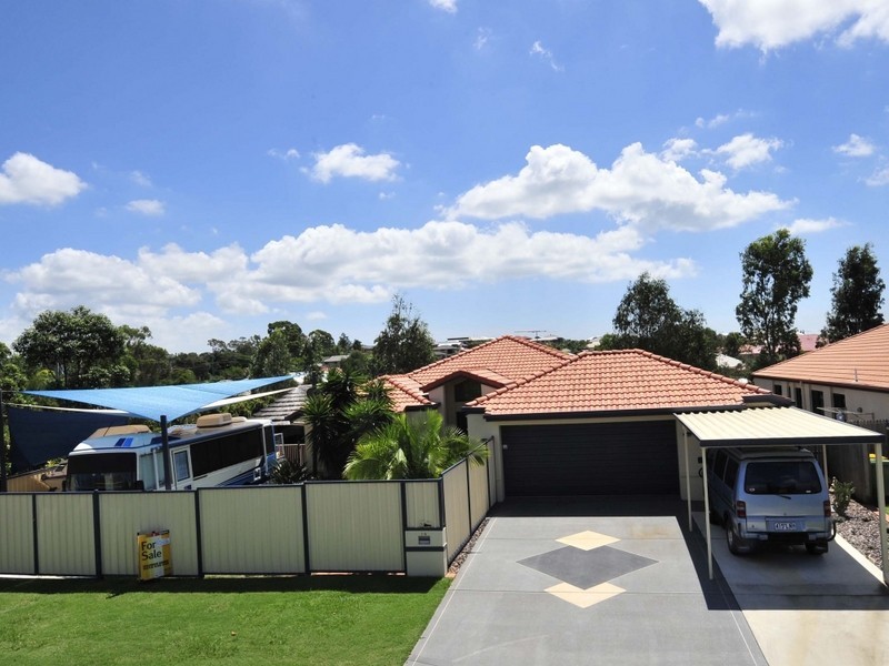 16 Bush Cherry Place, Thornlands QLD 4164