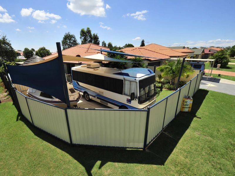 16 Bush Cherry Place, Thornlands QLD 4164
