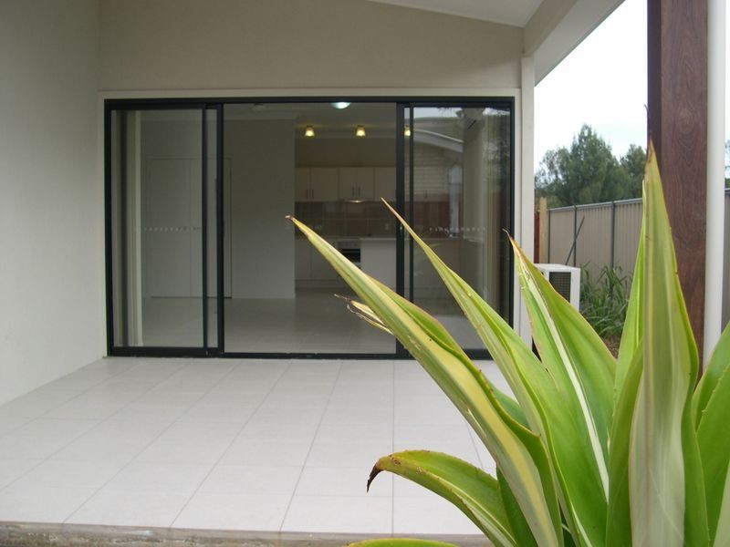 1/7 Lilly Lane, Birkdale QLD 4159