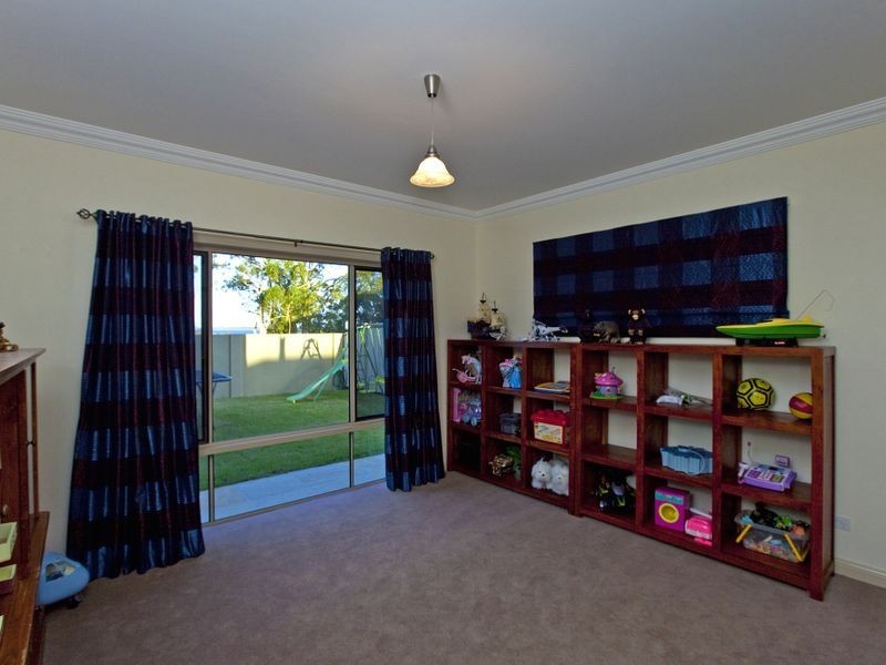 37 Omega Avenue, Cleveland QLD 4163