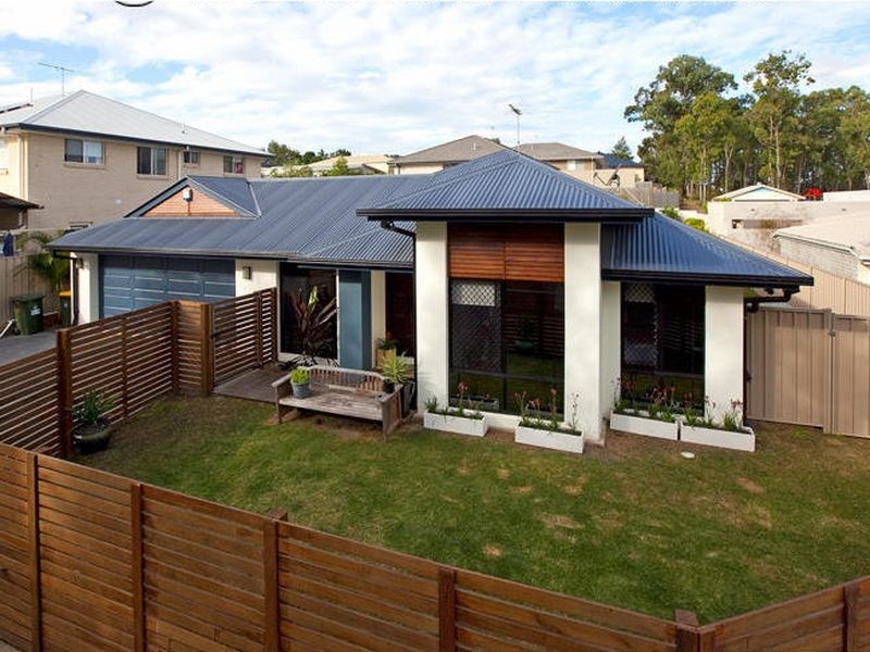 42 Lachlan Drive, Wakerley QLD 4154