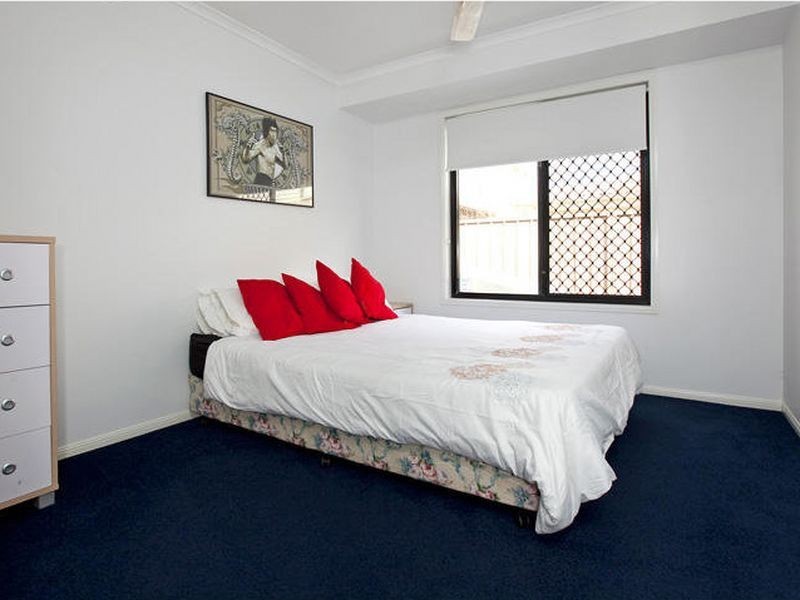 42 Lachlan Drive, Wakerley QLD 4154