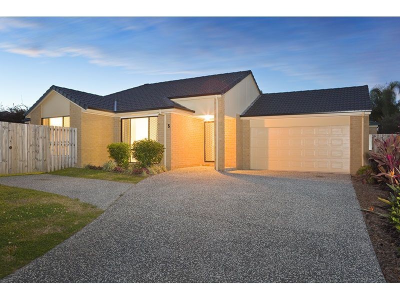 5 Brighton Crt, Wakerley QLD 4154