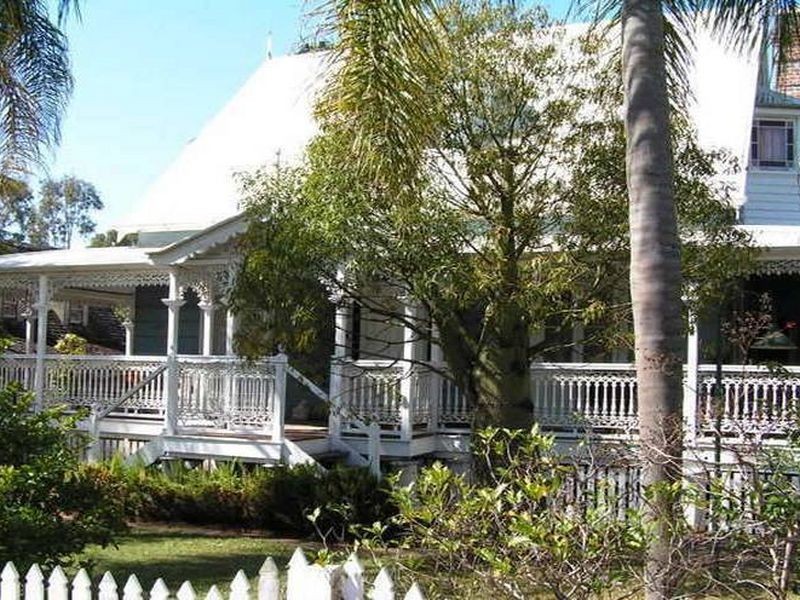 97 Birkdale Road, Birkdale QLD 4159