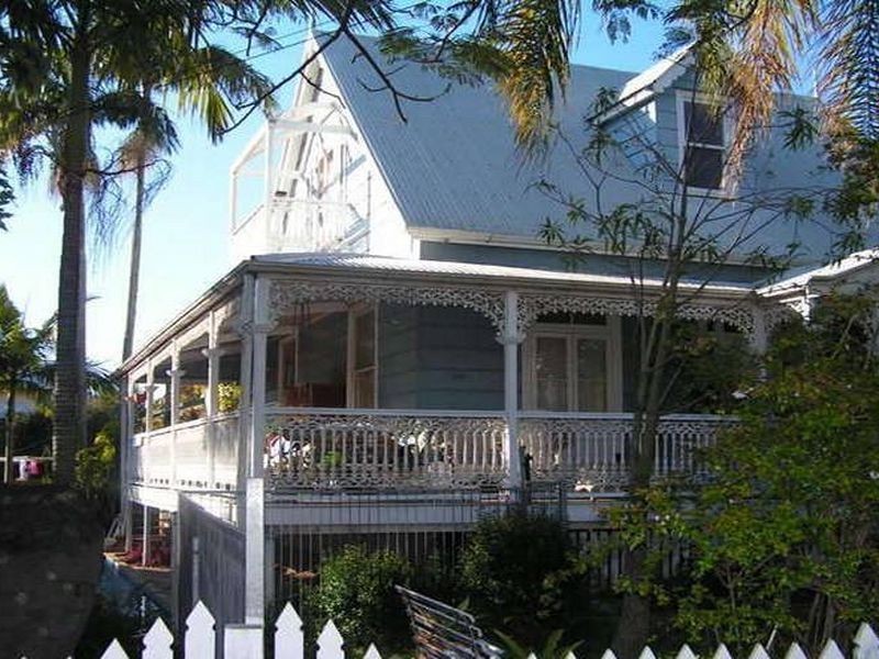 97 Birkdale Road, Birkdale QLD 4159