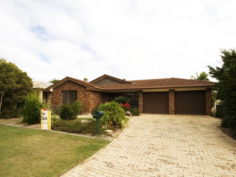 19 Baynes Street, Carindale QLD 4152