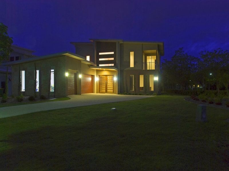 46 Coomera Crt, Helensvale QLD 4212